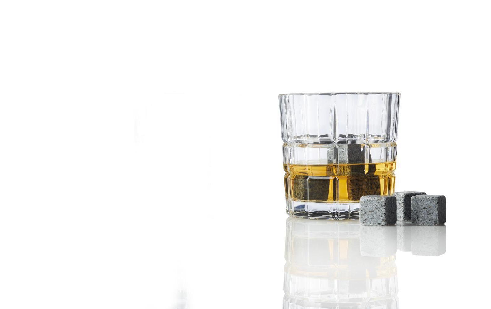 Leonardo Whiskybecher 2er Set+ 8 Eiswürfeln