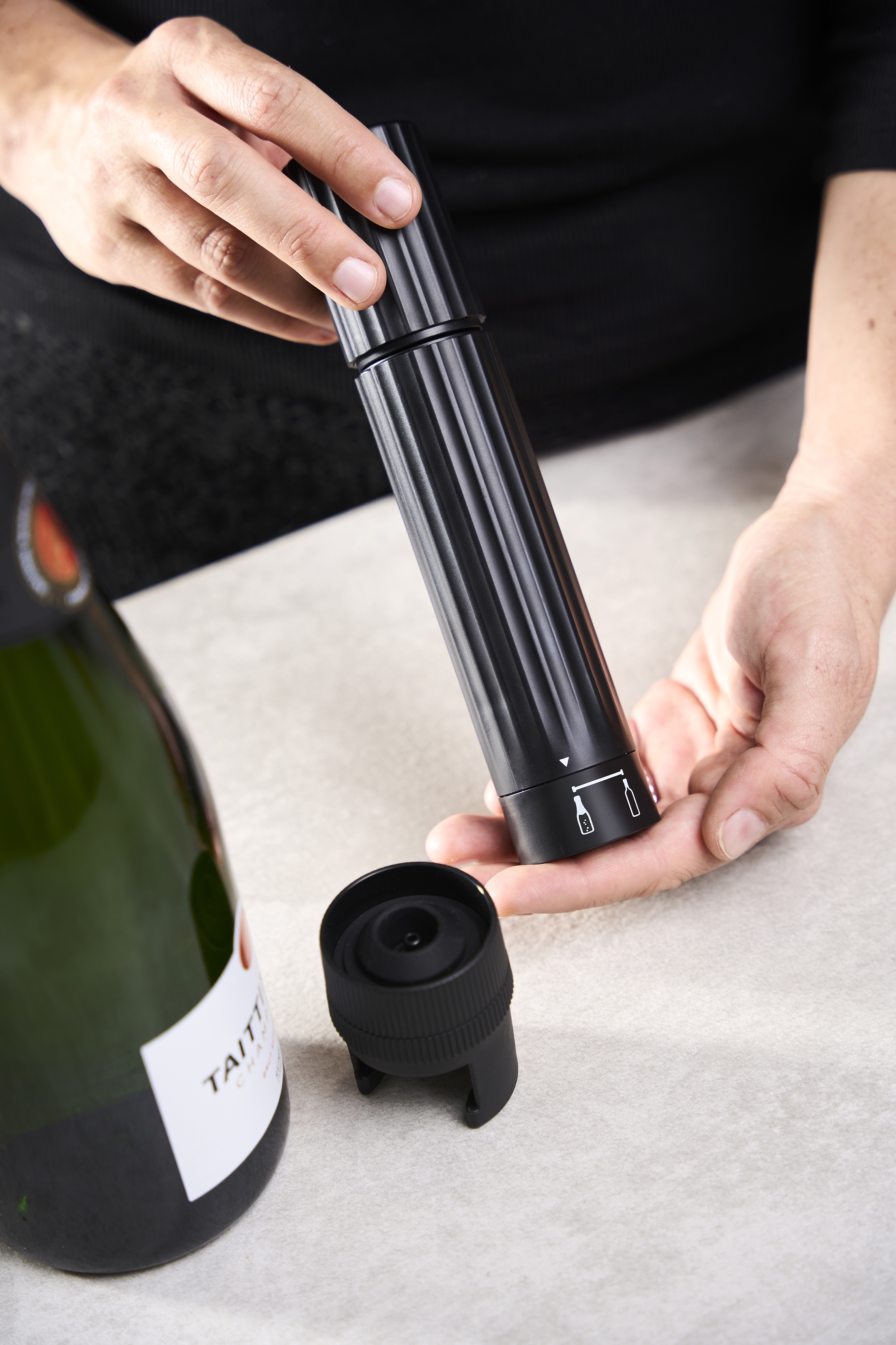 Flasche, Wein, Weinflasche, Finger, Person