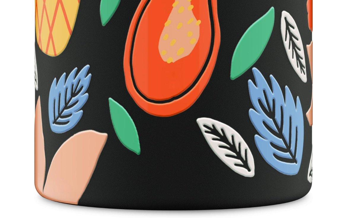 Königskuchen?, image-based, pattern, fruit motif, black background