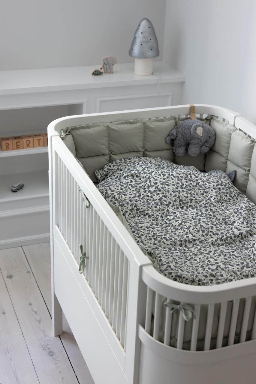 Krippe, Mobiliar, Bett für Säuglinge