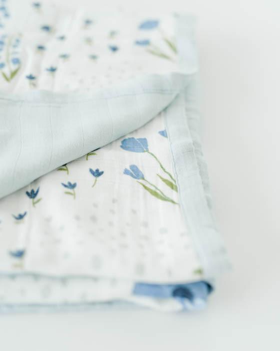 Deluxe Muslin Quilt - Blue Windflower