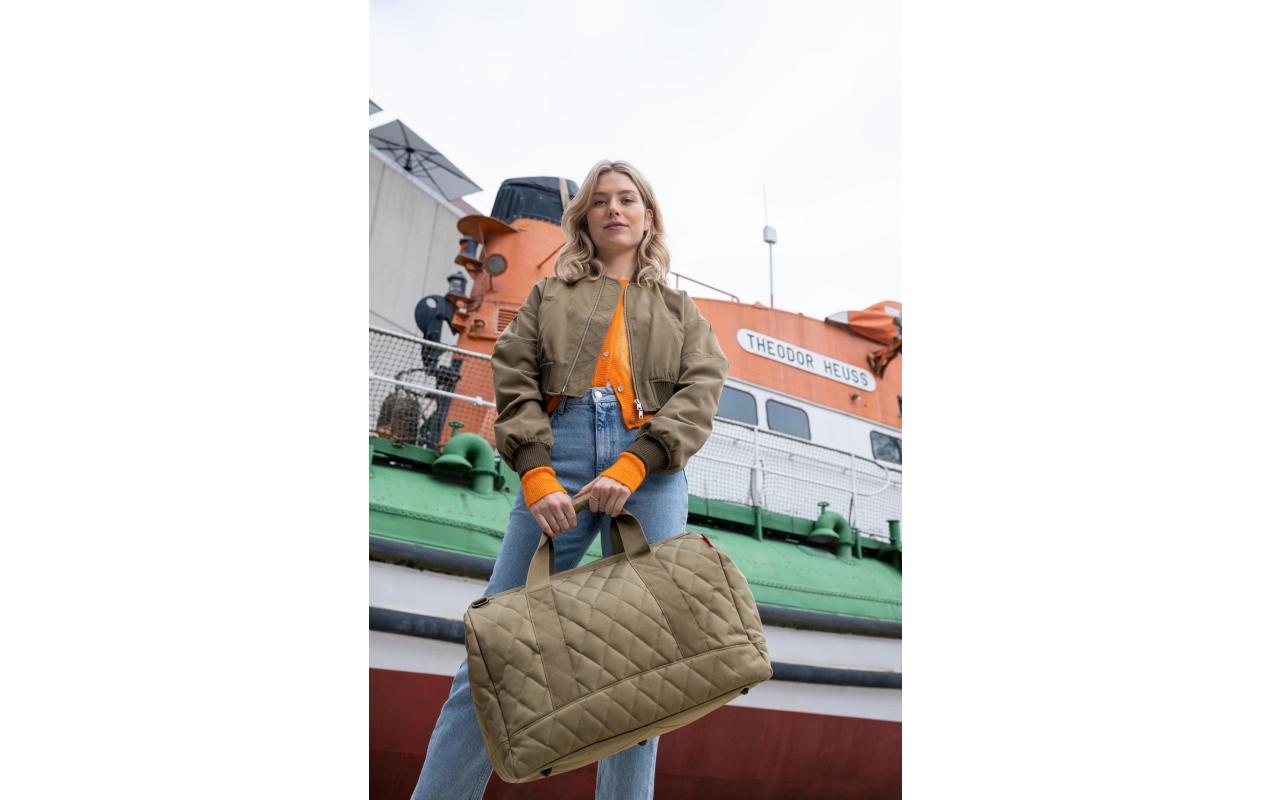 Gesicht, Kopf, Person, Selfie, Handtasche