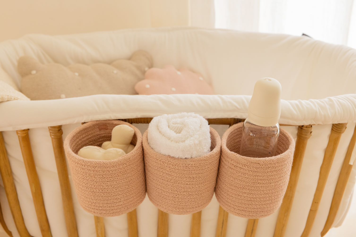 Crib Basket Bobby - Vintage Nude