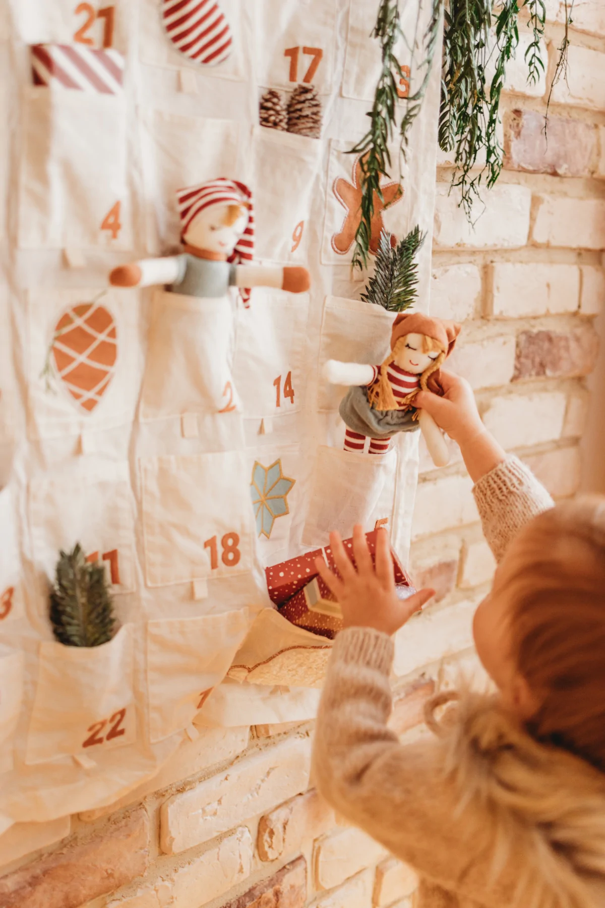 Grosser Adventskalender Eisbär