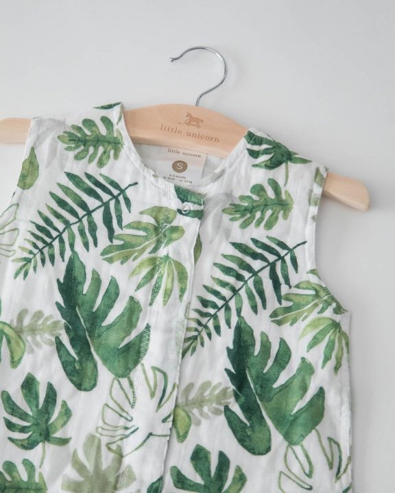 Cotton Muslin Sleeping Bag Gr. S - Tropical Leaf Cotton Muslin Sleeping Bag Gr. S - Tropical Leaf