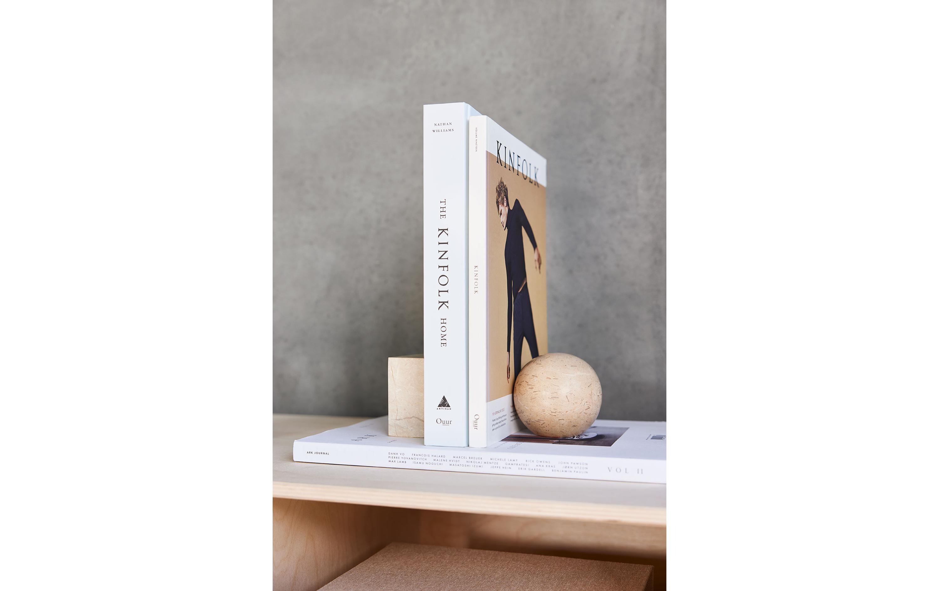 OYOY Buchstütze Marble Savi Rund