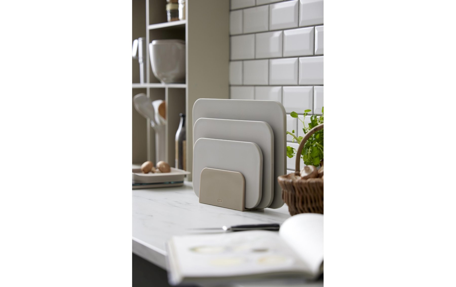 platten, schneidebretter, küchenzubehör, matterne, pastellfarben