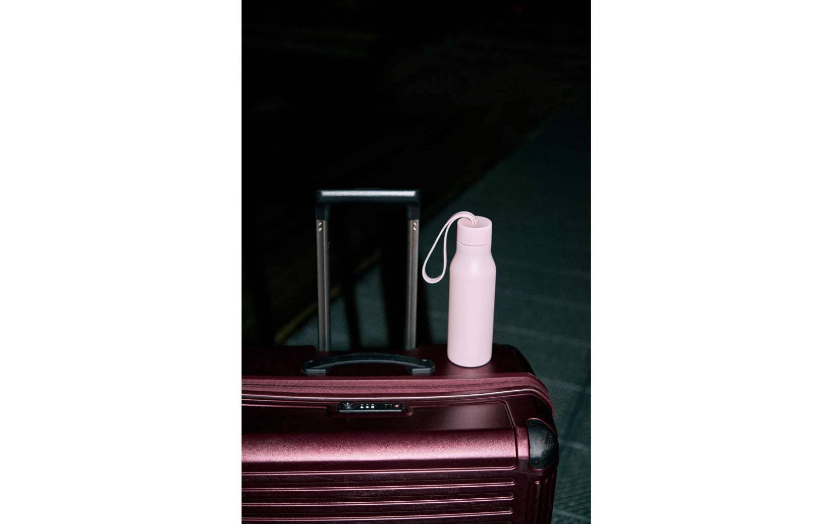 Reiseporzellan?, Wasserflasche?, Sportflasche?, Tragetasche, Koffer