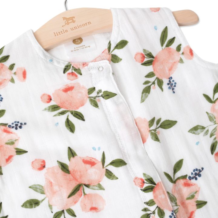 Cotton Muslin Sleeping Bag Gr. S - Watercolor Roses Cotton Muslin Sleeping Bag Gr. S - Watercolor Roses