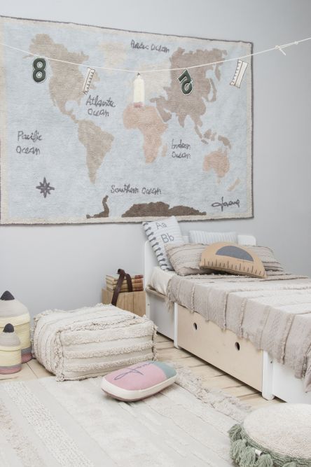 Rug Vintage Map - XL