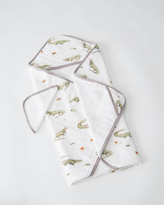 Hooded Towel & Wash Cloth Set -  Gators