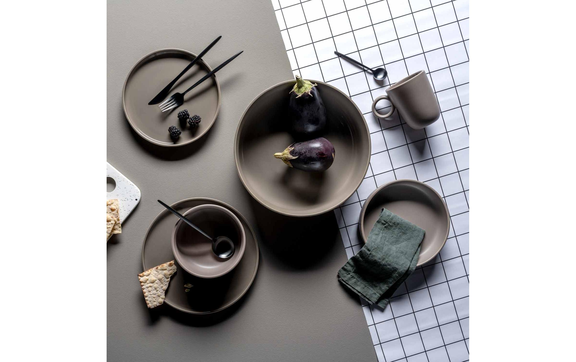 Besteck, Löffel, Gabel, Teller, Essstäbchen, Besteck, Löffel, Gabel, Teller, Essstäbchen, Besteck, Löffel, Gabel, Teller, Essstäbchen