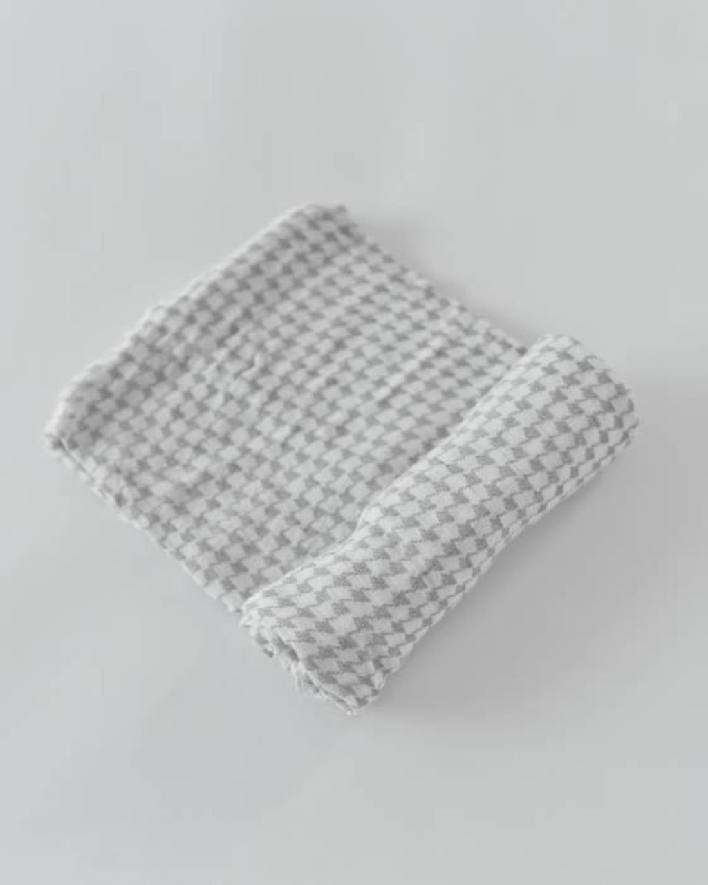 Deluxe-Muslin Swaddle, Houndstooth Grey