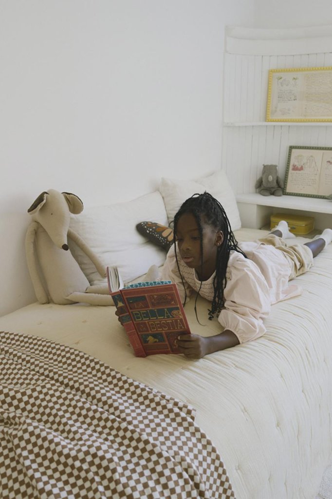 Person, Lesen, Kissen, Kind, Mädchen