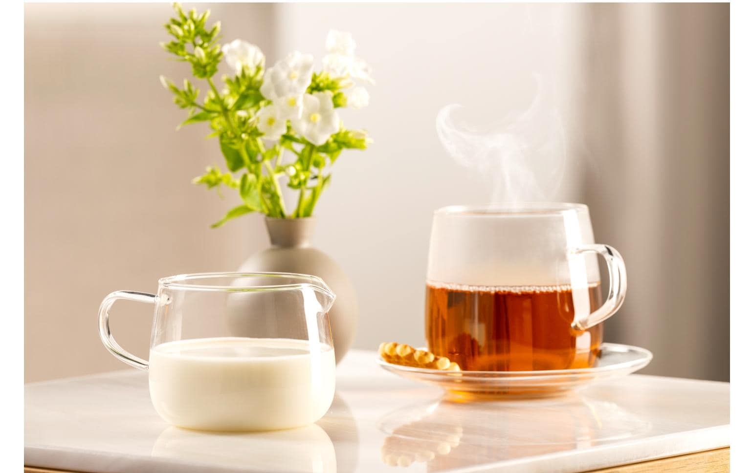 Pokal, Glas, Getränk, Milch