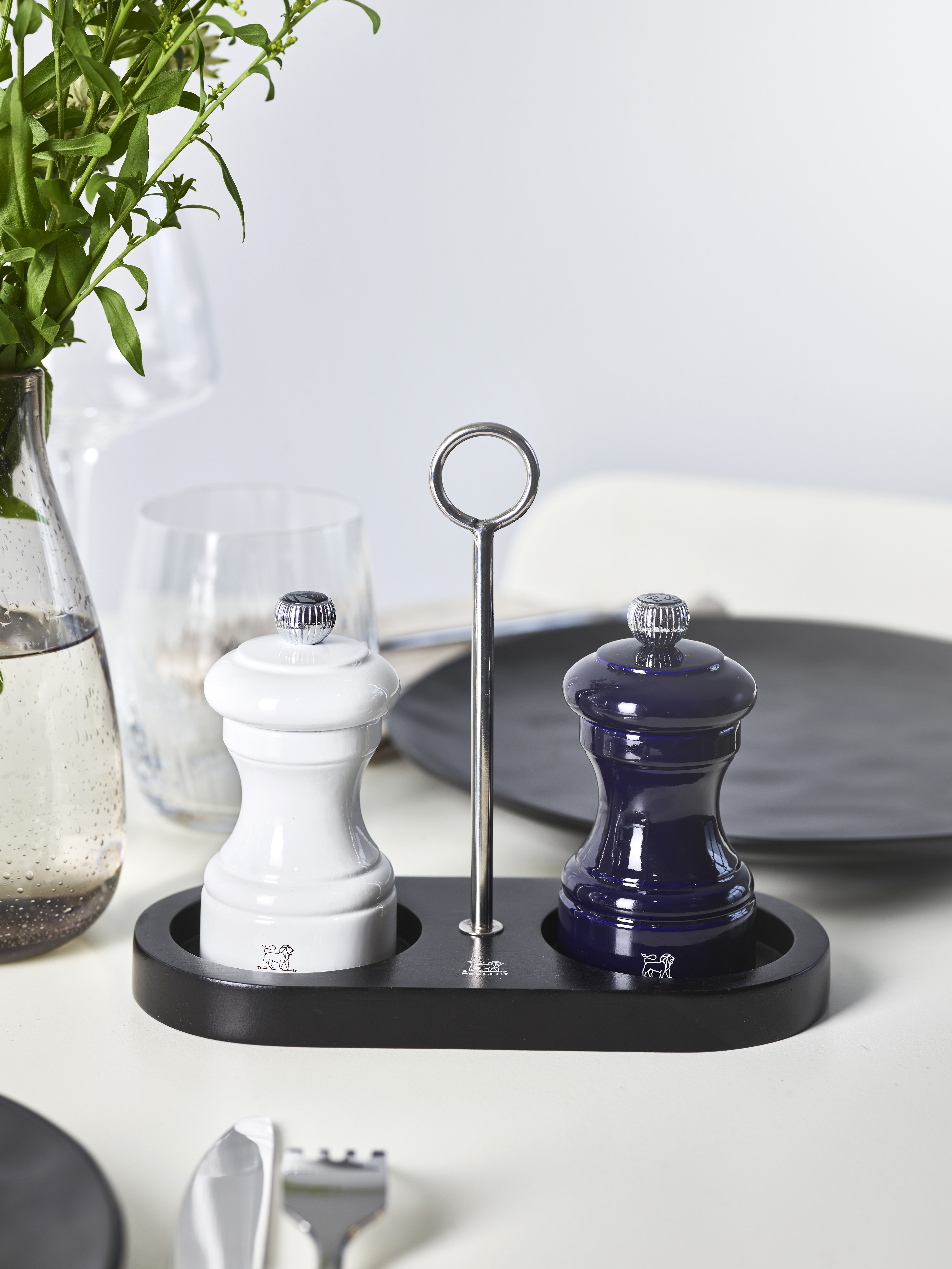 LINEA Bambushalter schwarz für Pfeffer- und Salzmühlen