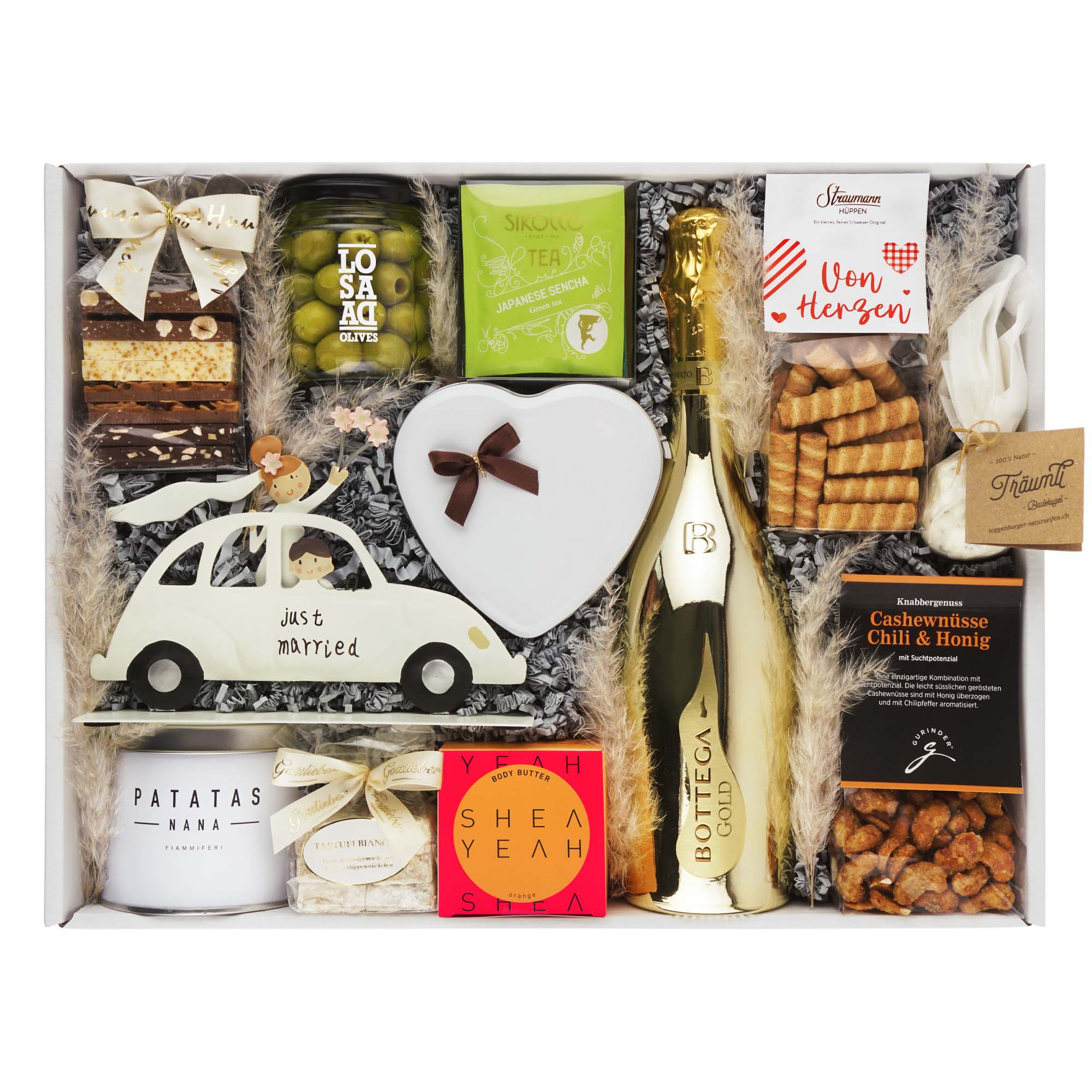 Geschenkkorb Hochzeit "Just Married" (Alkoholhaltig) Geschenkkorb Hochzeit "Just Married" (Alkoholhaltig)