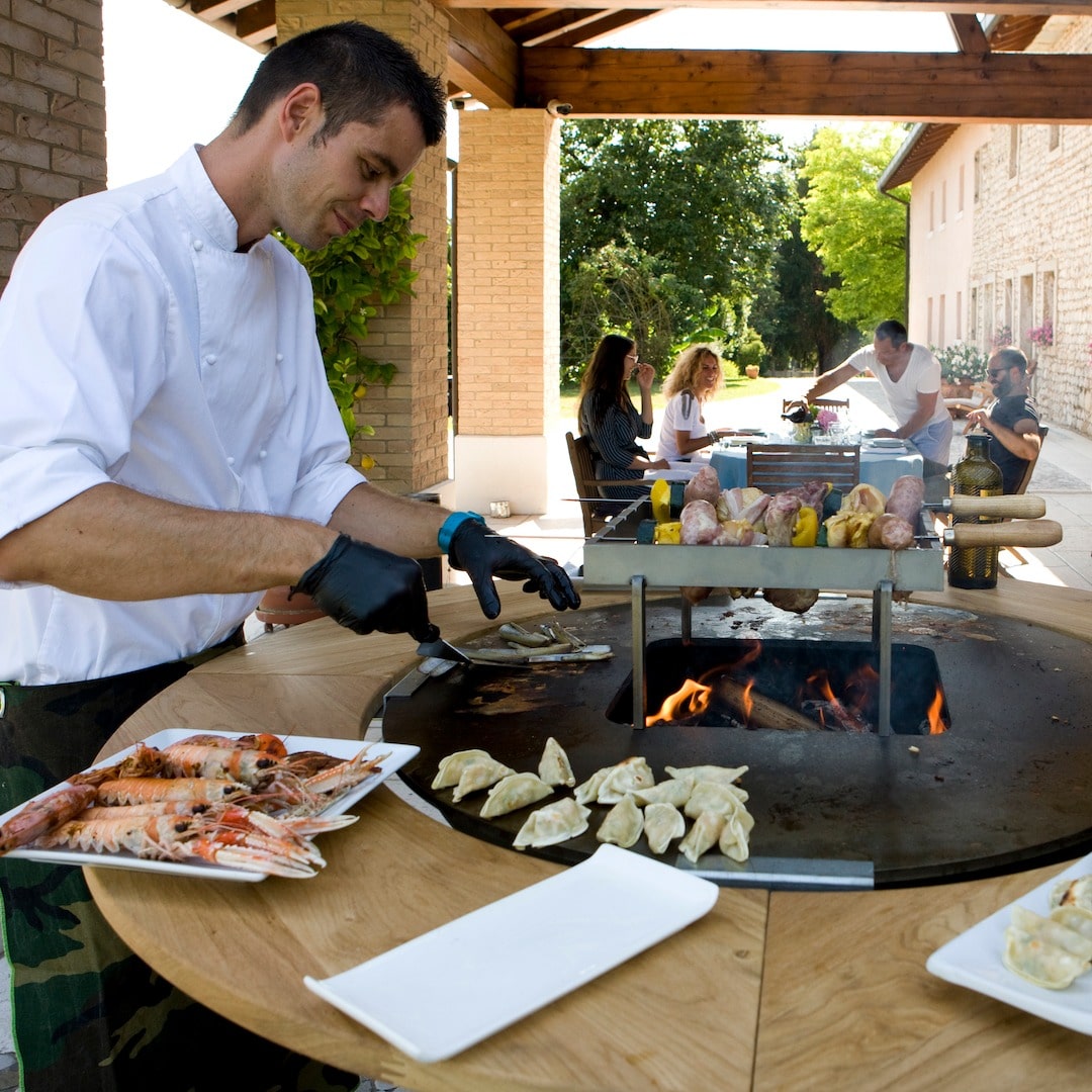 Spiess-Halterung BBQ OnFire (Spiesse als separtes Zubehör erhältlich) Spiess-Halterung BBQ OnFire (Spiesse als separtes Zubehör erhältlich)