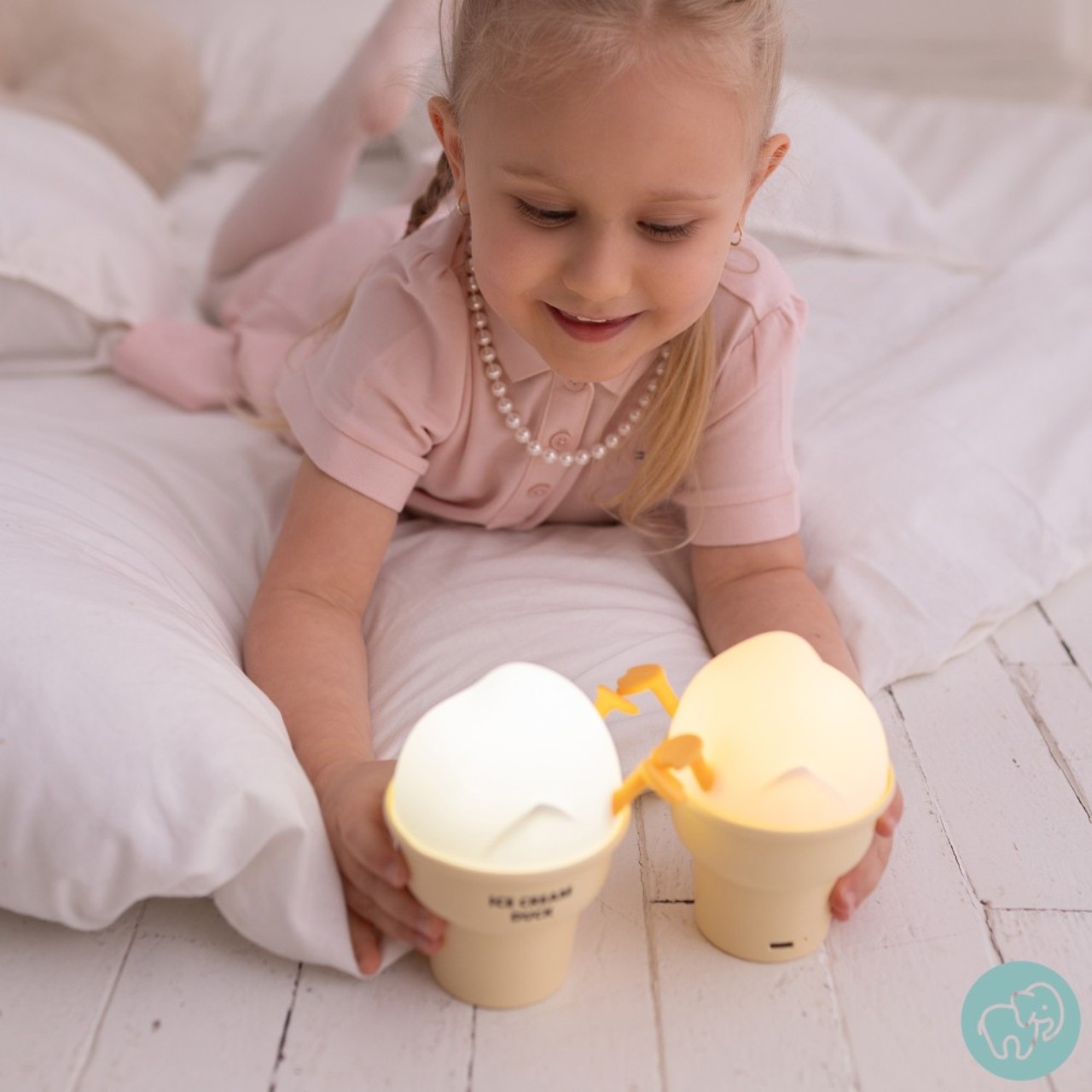 Puppe, Spielzeugbecher, Eierbecher, Kinderzimmer, Perlenschmuck