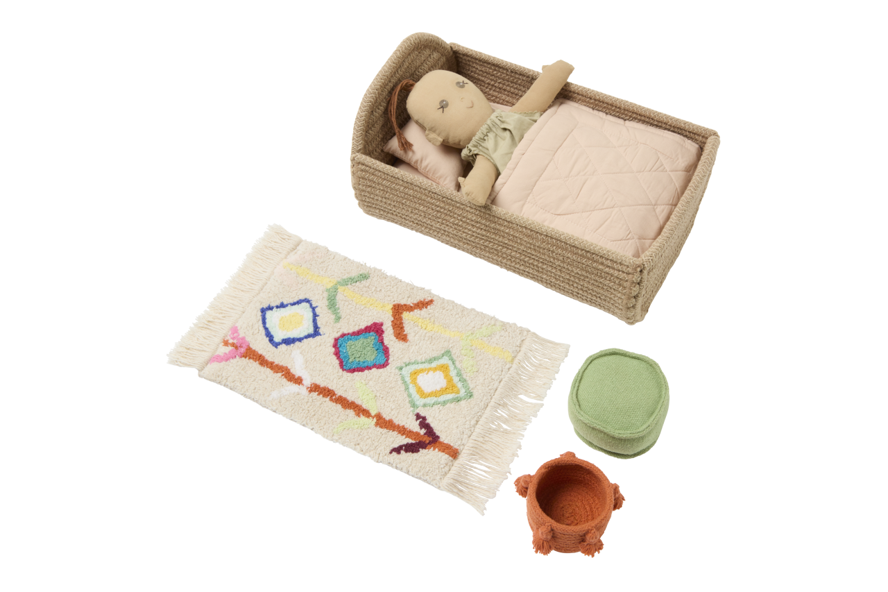 Mini Lorena, Nari Mini Lorena, Nari