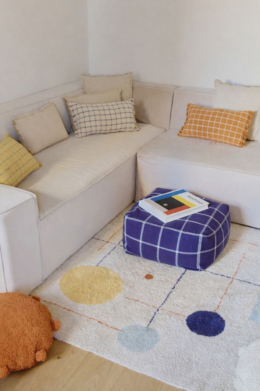 Sofa, Ecksofa, Wohnzimmer, Kissen, Hocker