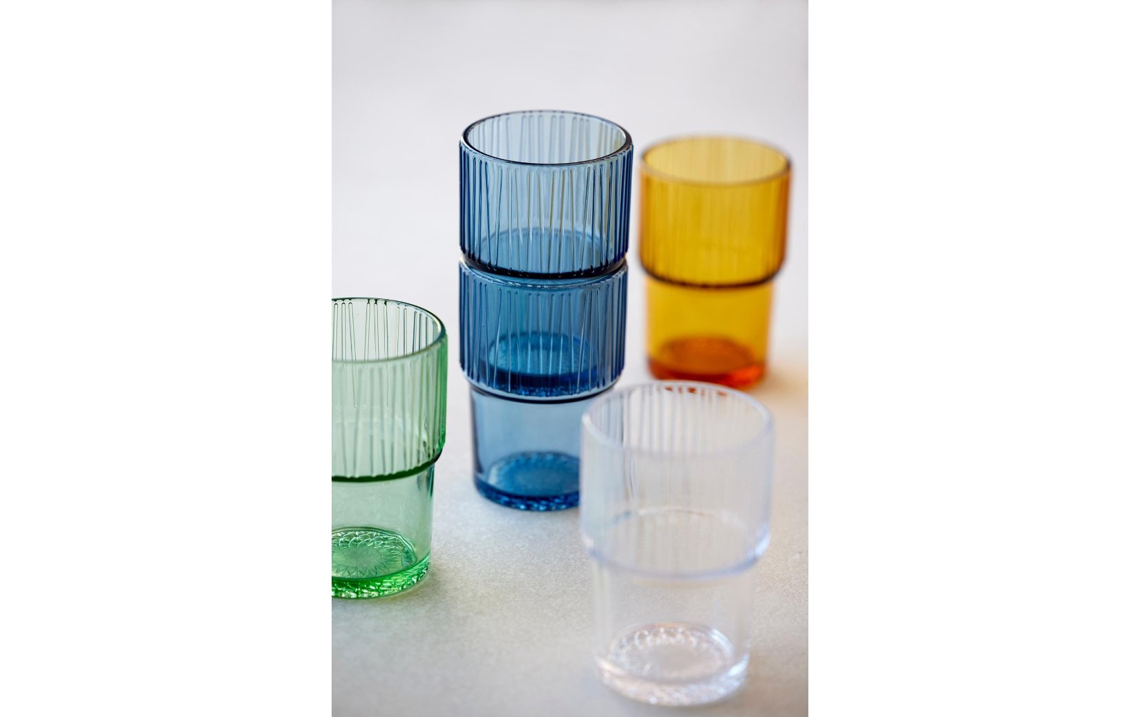 Glas, Stapelglas, Buntes Glas, Trinkglas, Rippenstruktur