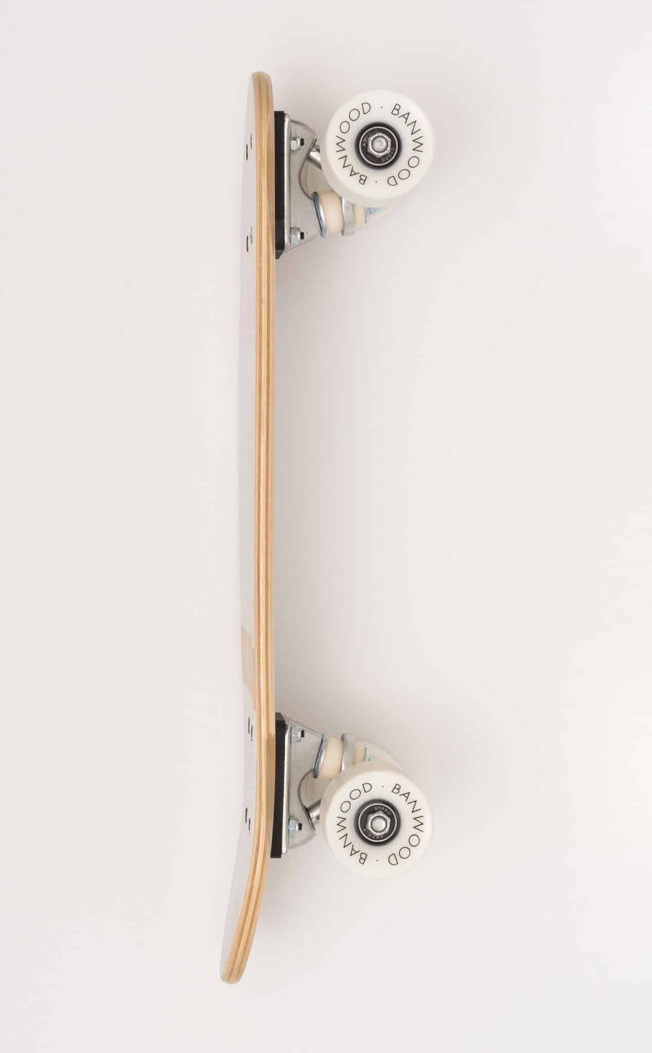 Skateboard White