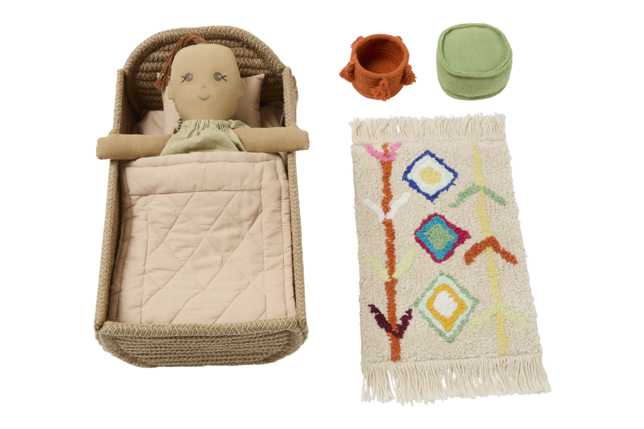 Mini Lorena, Nari Mini Lorena, Nari